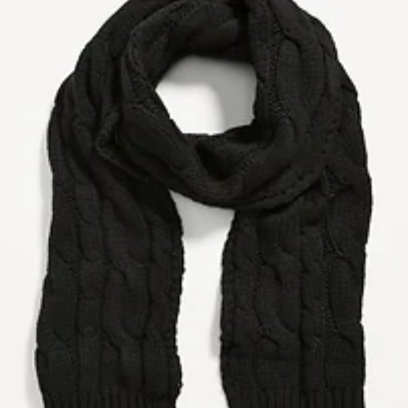 Old Navy Cable-Knit Scarf - Picture 1 of 6